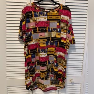 Super Cute LuLaRoe Irma size Medium